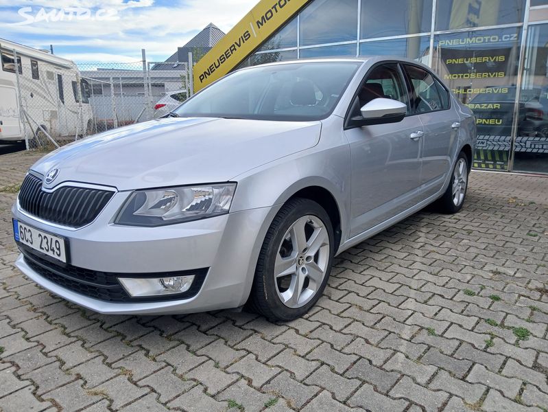 Škoda Octavia, 1.8TSI, 132kW, manuál, 1.maj.